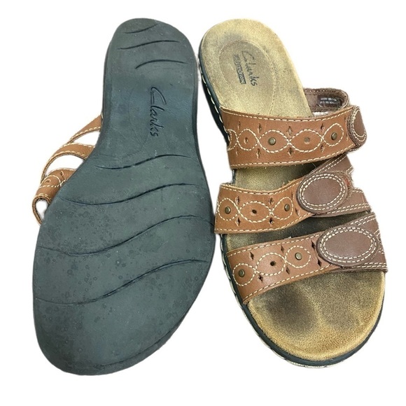 CLARKS Brown Sandals - 6.5 - Picture 1 of 6